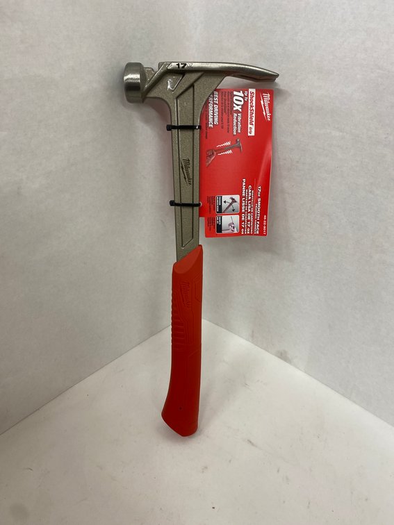 Milwaukee 17oz Smooth Face Framing Hammer