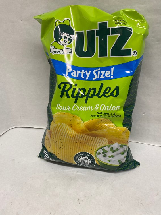 (9x Bid)UTZ 12.5oz Sour Cream & Onion Chips