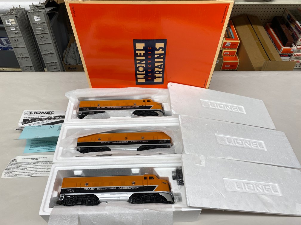 O Lionel Mod Era TCA 40th Ann. F-3 ABA Diesels, OB