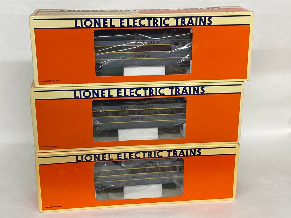 (3) O Lionel Mod Era Lackawanna Pass Cars, All OB