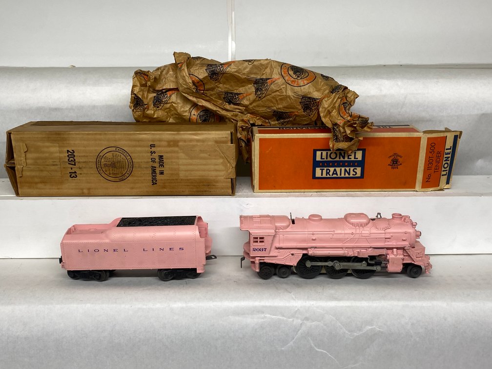 O Lionel Postwar Girls Set Loco & Tender, OB's