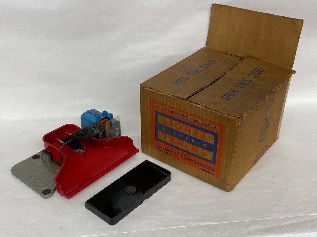 O Lionel Postwar 397 Coal Loader, Rough OB