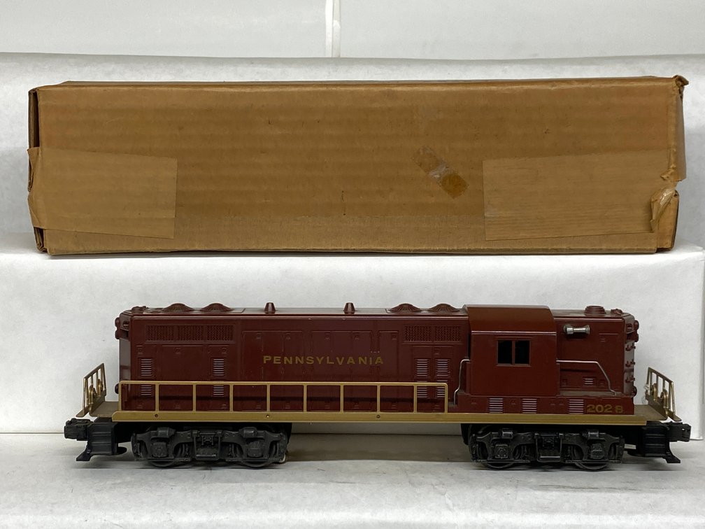 O Lionel Postwar PRR GP-7 Diesel, Rough OB, Loco