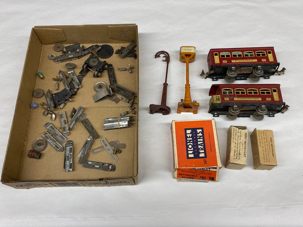 Tray Loy Of Prewar Goodies Including 629, 30