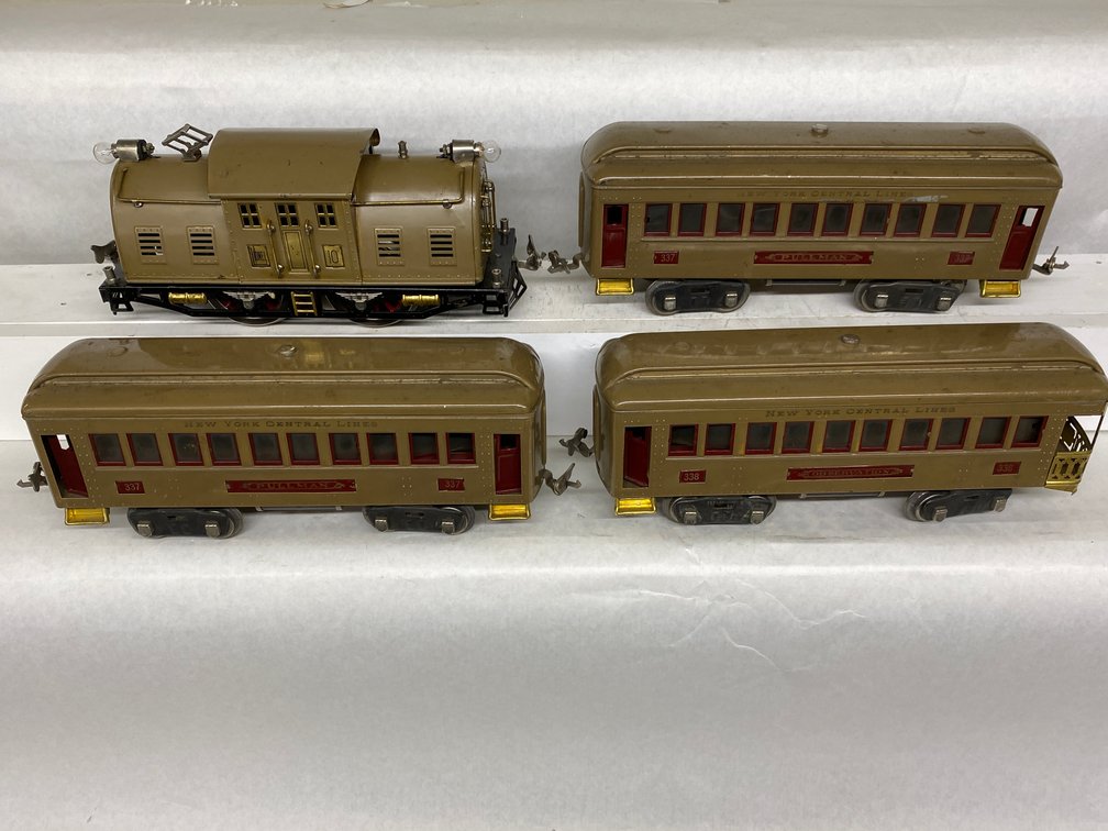 Lionel Prewar Std Ga Set 352, 10 Loco, 2-337's
