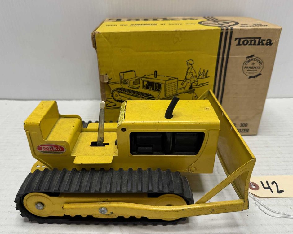 Tonka No. 300 Bulldozer w/ Original Box
