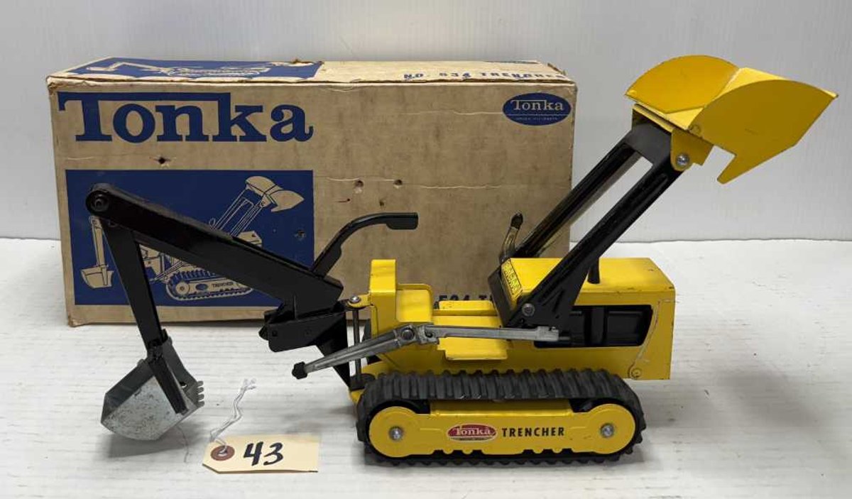 Tonka No. 534 Trencher w/ Original Box