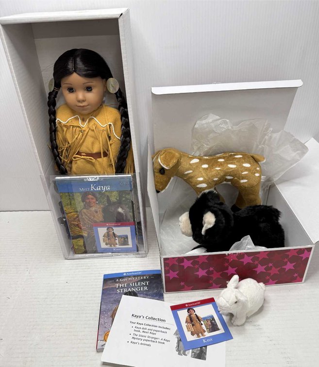 NIB American Girl Kaya Doll, Animals & Books