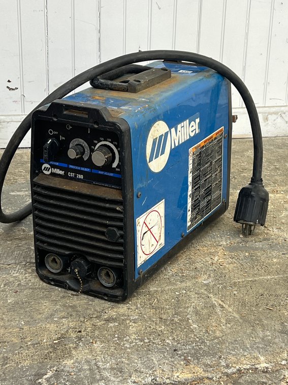 Miller CST 280 Welder