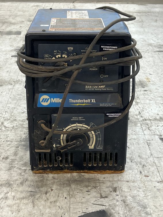 Miller Thunderbolt XL 225/150 AMP Welder