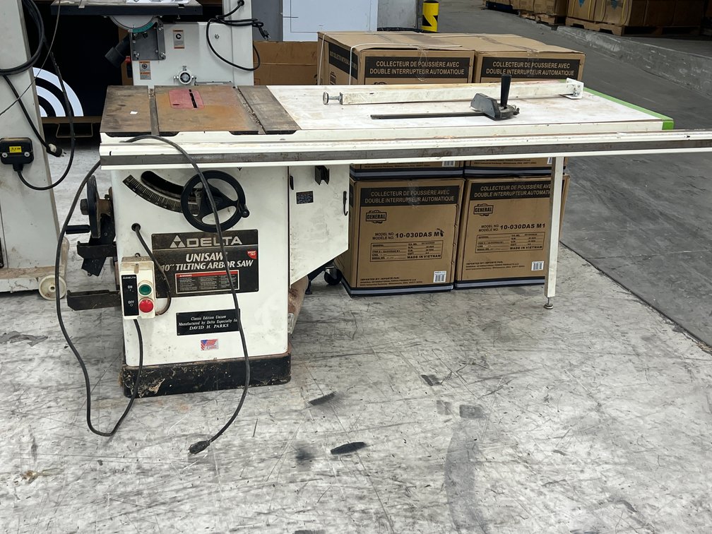 Delta Unisaw 10" Tilting Arbor Saw