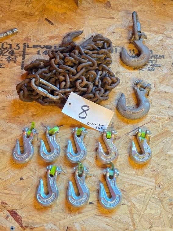 Chain & (10) Additional Hooks