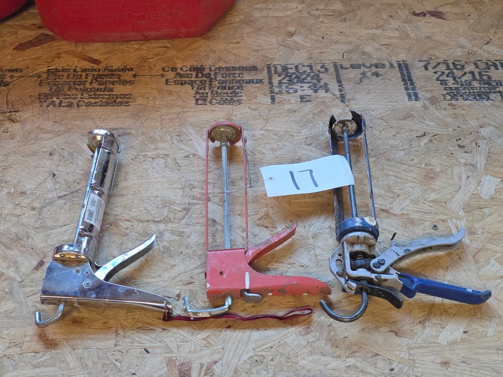 (3) Manual Caulk Guns