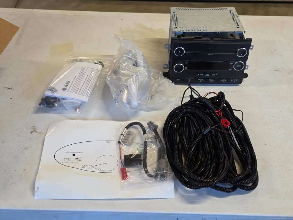 Camera Source Back-Up Camera & Head Unit