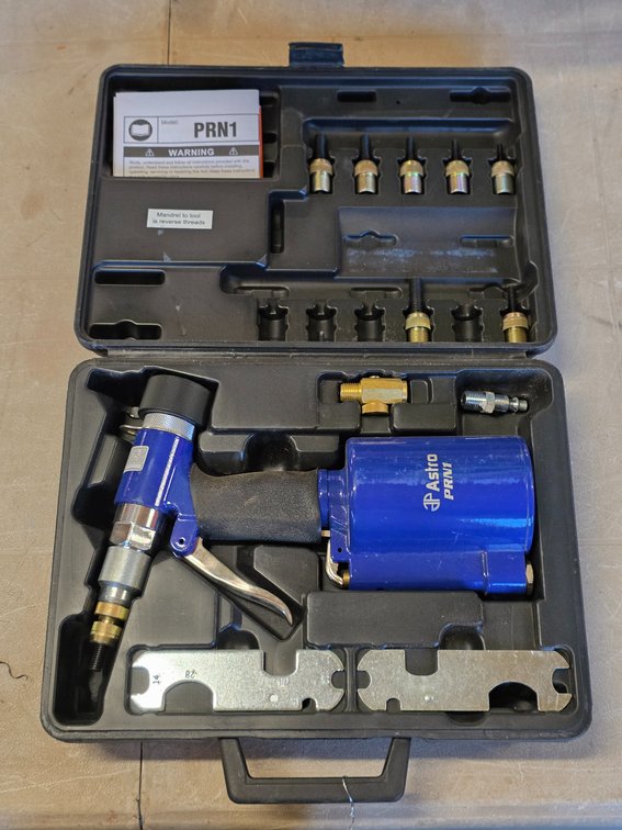 Astro 3/8" Pneumatic Rivet Nut Setting Kit