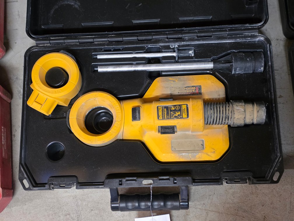 Dewalt Large Hammer Dust Extraction Kit