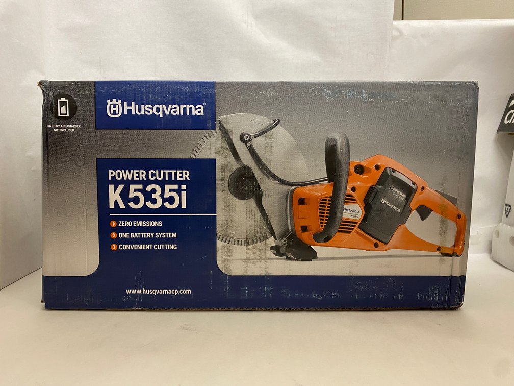 Husqvarna 36V 9" Power Cutter Kit