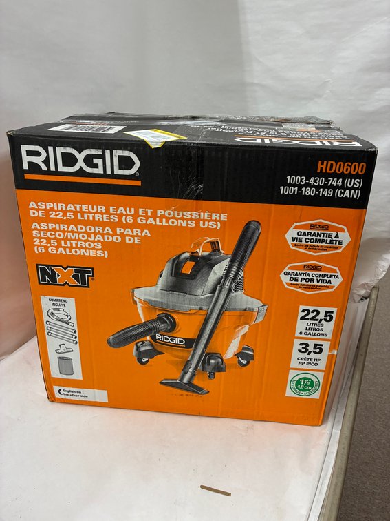 Ridgid 6 Gal Wet/Dry Vac