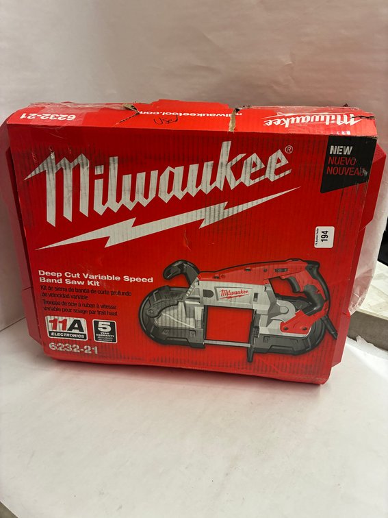 Milwaukee Deep Cut Variable Speed Band Saw