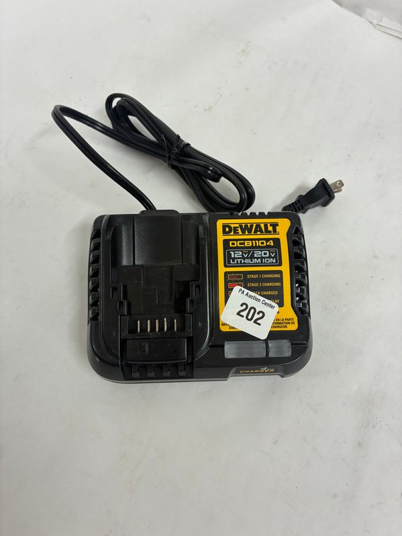 Dewalt 4amp Charger