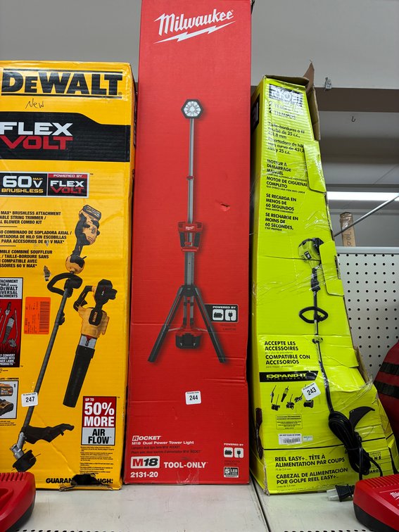 Milwaukee M18 Dual Power Rocket Light