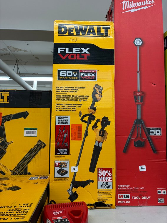 Dewalt Flex Volt String Trimmer/Blower Combo Kit