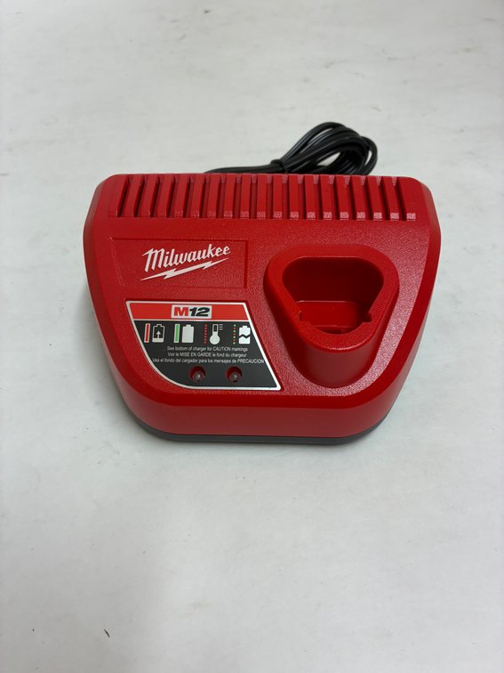 Milwaukee M12 Charger