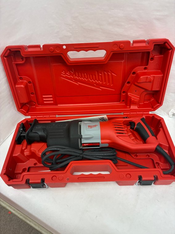 Milwaukee Orbital Super Sawzall