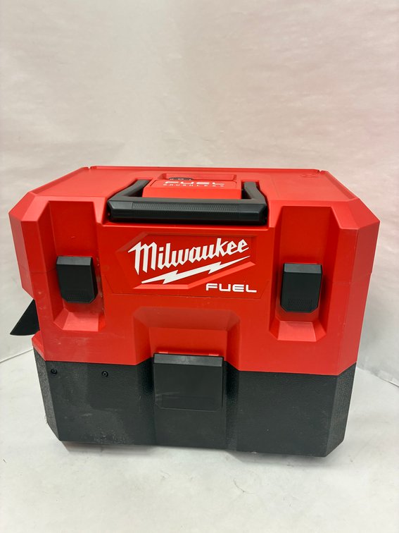 Milwaukee M12 1.6gal Wet/Dry Vac