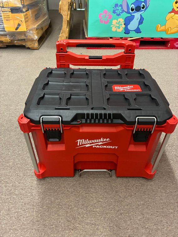 Milwaukee Rolling Packout Cart