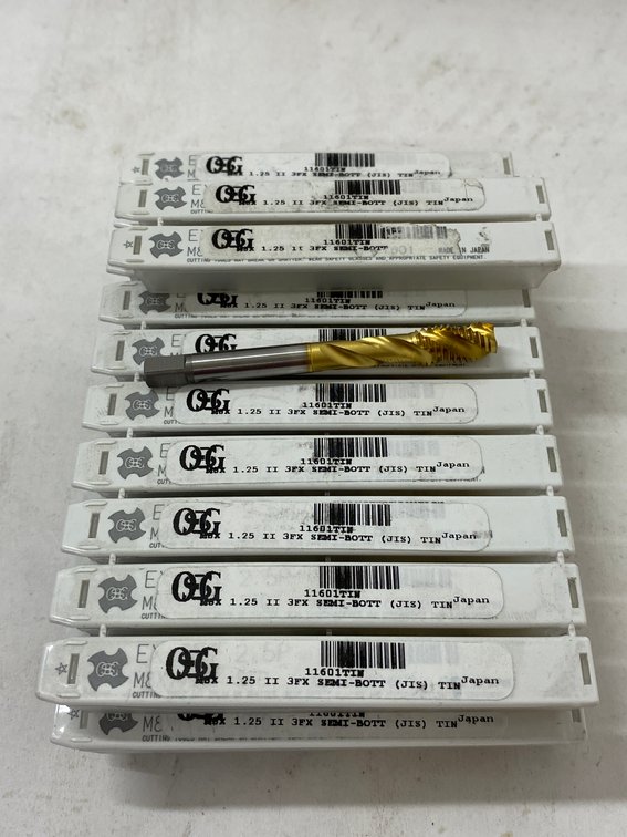 (32) OCG M8x1.25 Taps