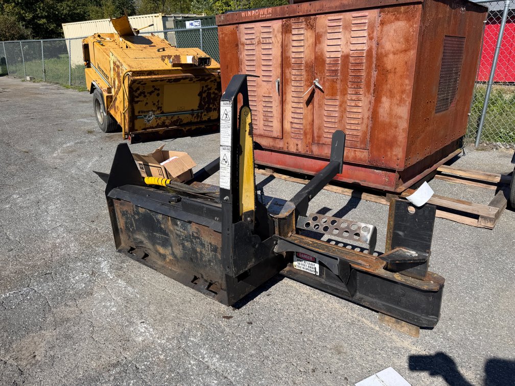 Halverson HWP-120 Quick Attach Firewood Processor