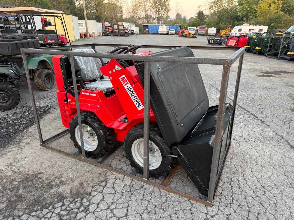 New AGT SDA-140W Mini Ride On Skid Loader