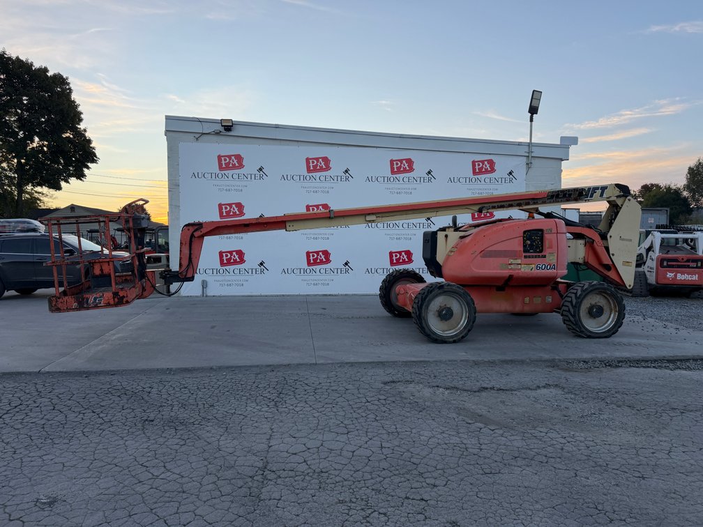 2007 JLG 600A 4X4 Boom Lift