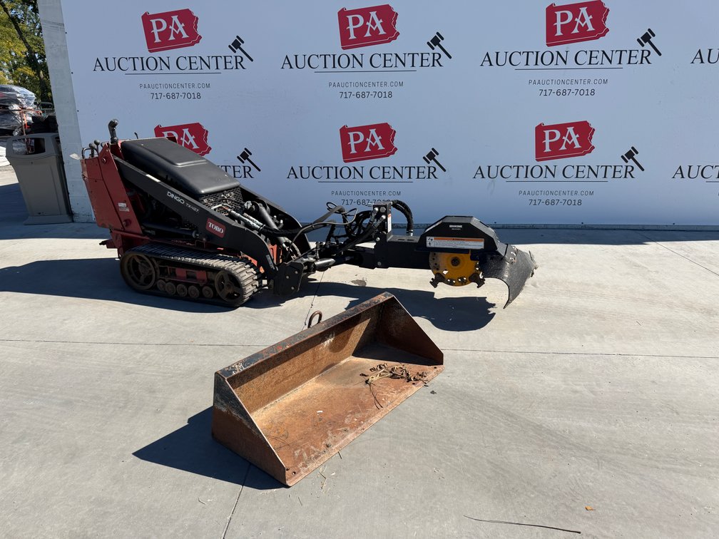 Toro Dingo TX-427 Mini Skid Loader