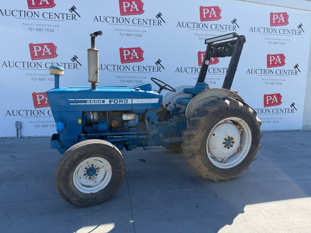 Ford 2600 Tractor