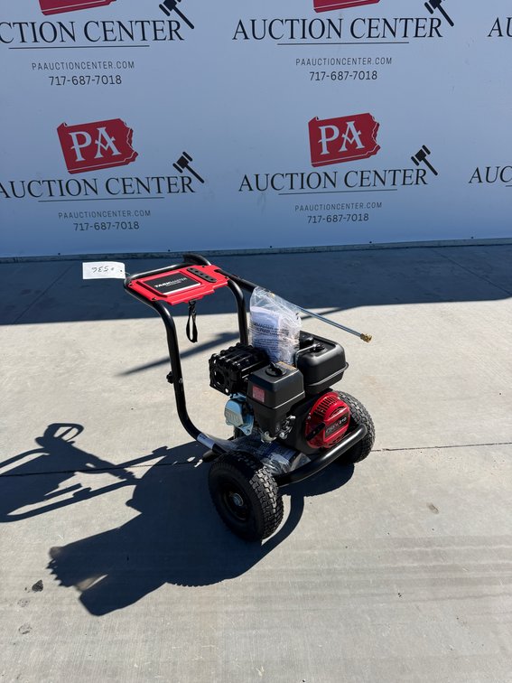 New Task Master Pressure Washer