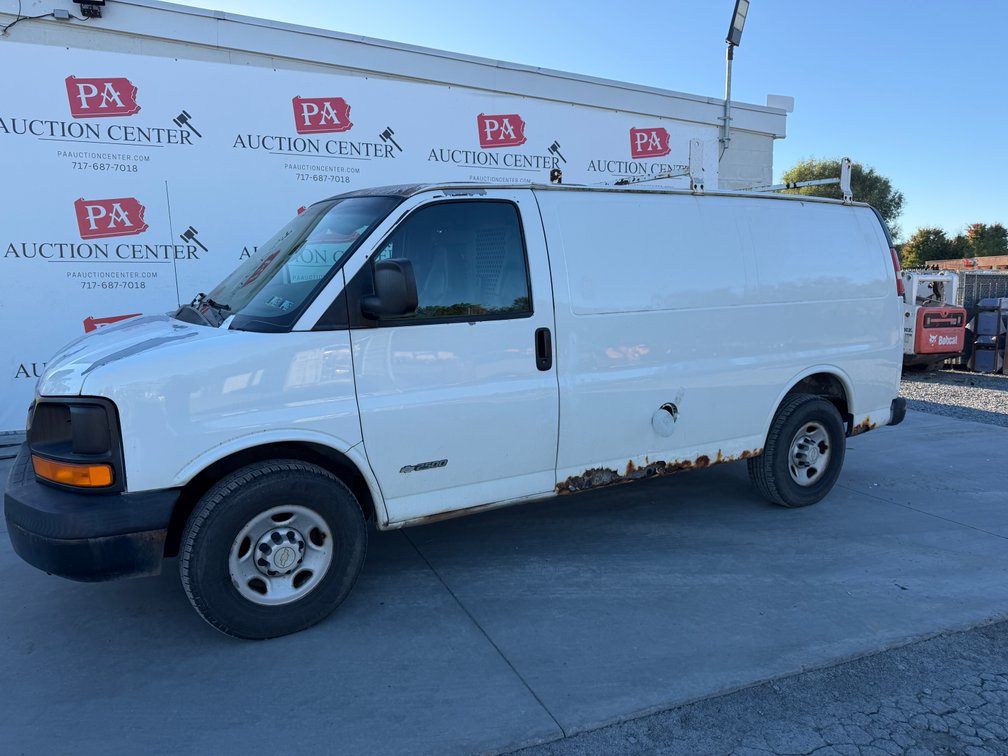 2006 Chevy 2500 Express Utility Van