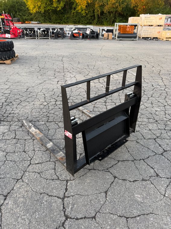 New Kivel Mini Quick Attach Pallet Forks