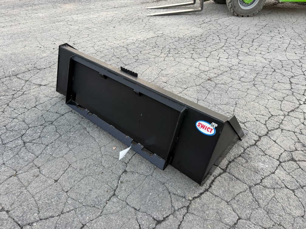 New Swict 66" Quick Attach Bucket