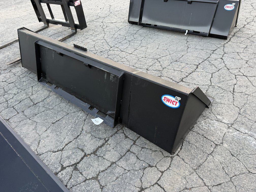 New Swict 84" Quick Attach Bucket
