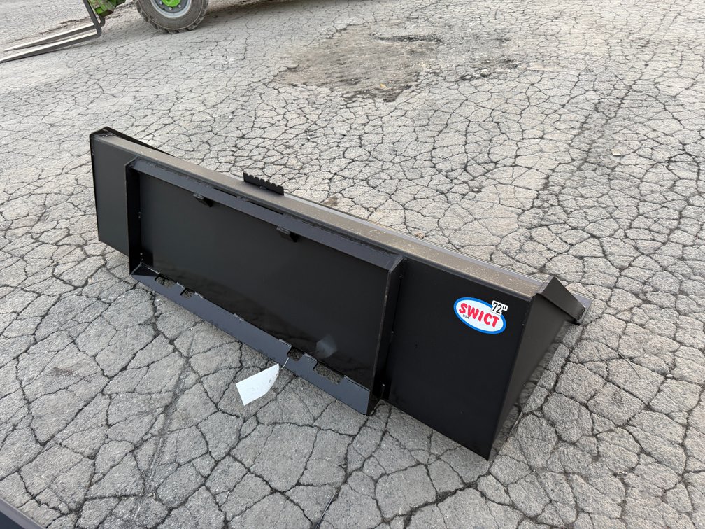 New Swict 72" Quick Attach Bucket