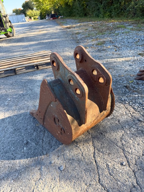 Used 16" Excavator Bucket