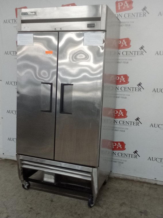 True Double Solid Door Cooler