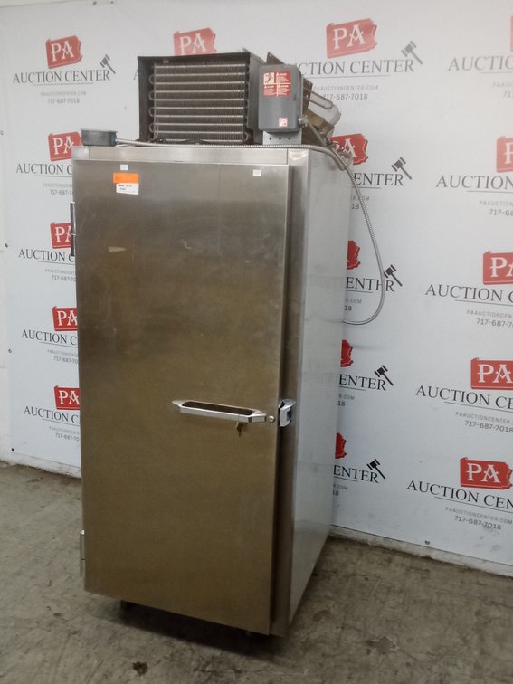 Master-Bilt Single Solid Door Cooler