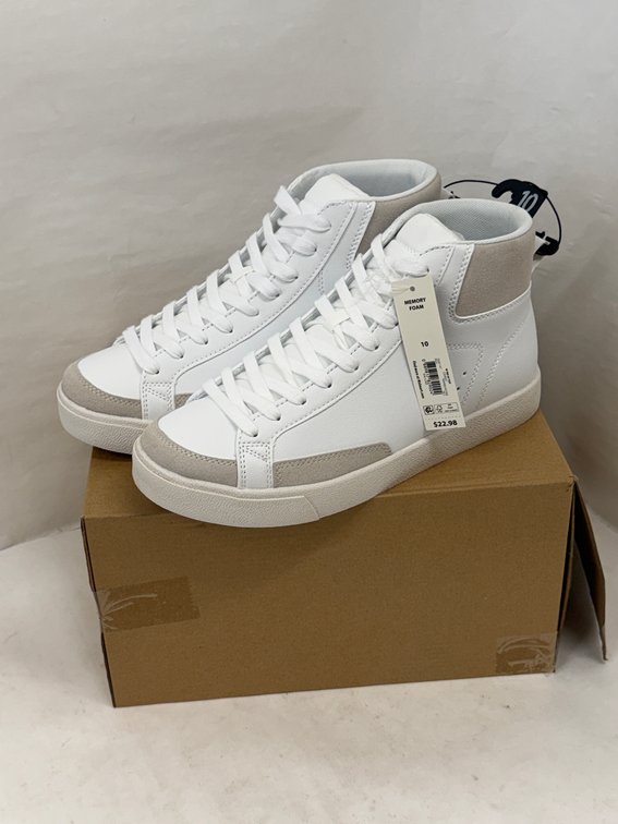 (12x Bid) No Boundaries Hi Top Sneakers-Size 10