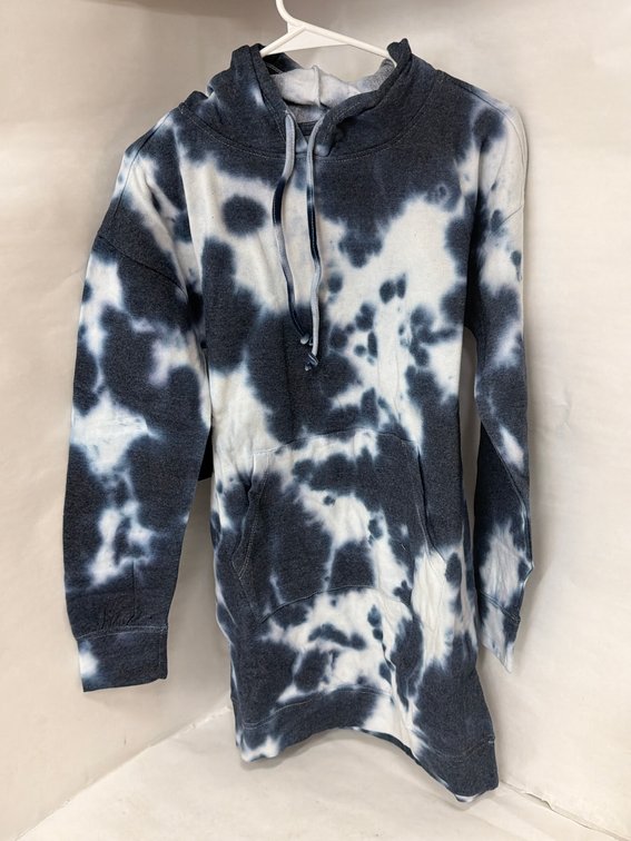 (12x Bid) Love Streak Hoodie-Asst Size