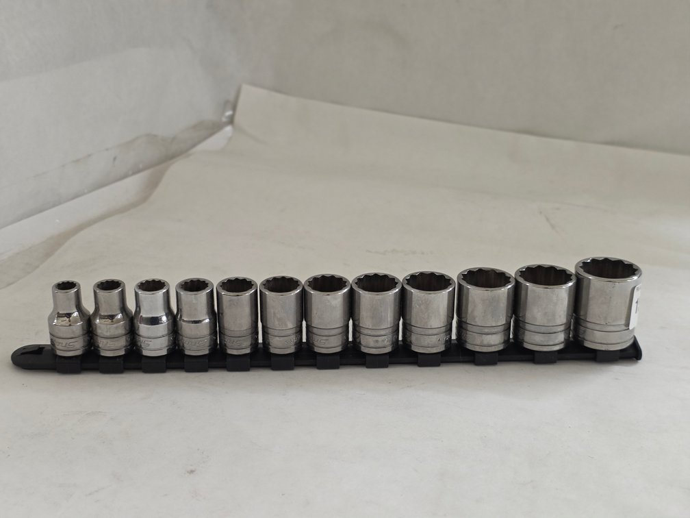 Snap-On 12pc 1/2" 12pt SAE Deep Socket Set