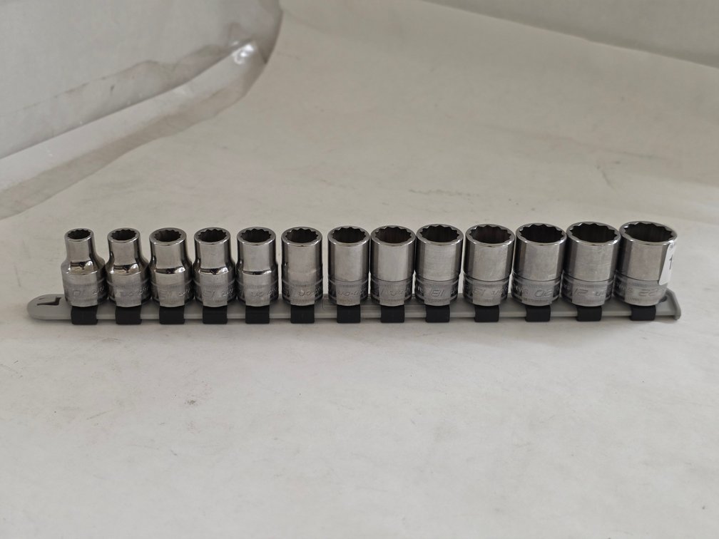 Snap-On 13pc 3/8" 12pt Metric Socket Set