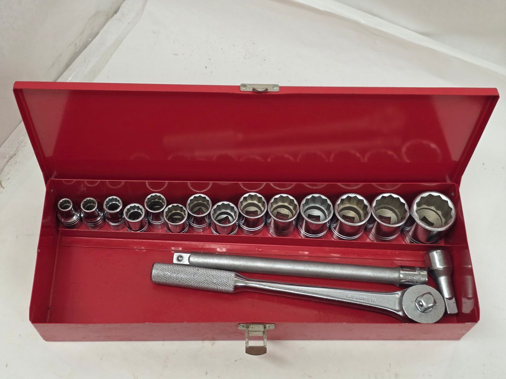 Williams 17pc Socket Set